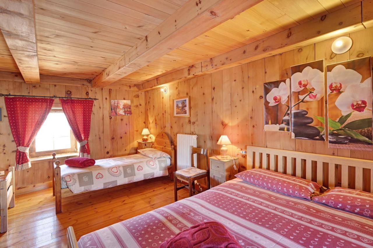 Ferienwohnung La Tea Di Heidi Livigno Exterior foto